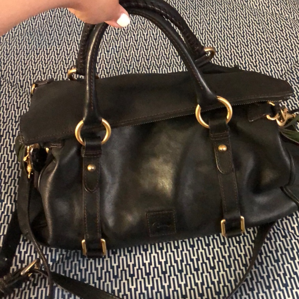 Dooney & Bourke Large Black Flourentine Sa…